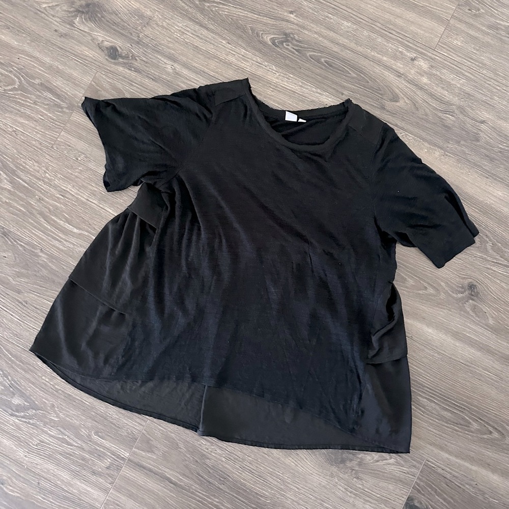 GAP Black Mixed Media Short Sleeve Swing Top - Picture 1 of 3